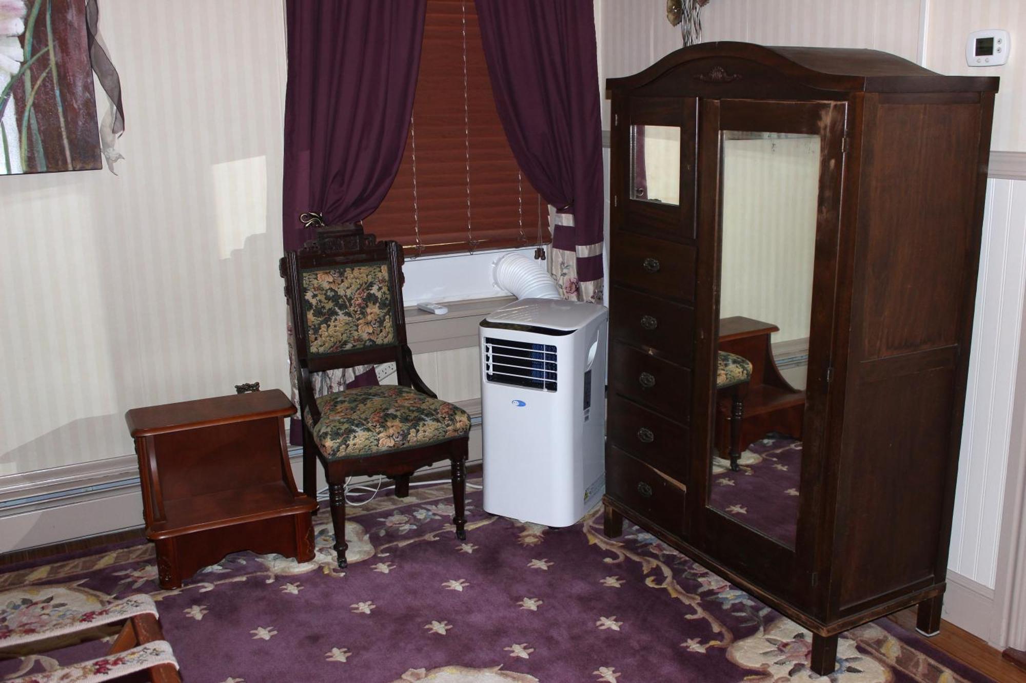 Carriage Stop Bed & Breakfast Пальміра Екстер'єр фото
